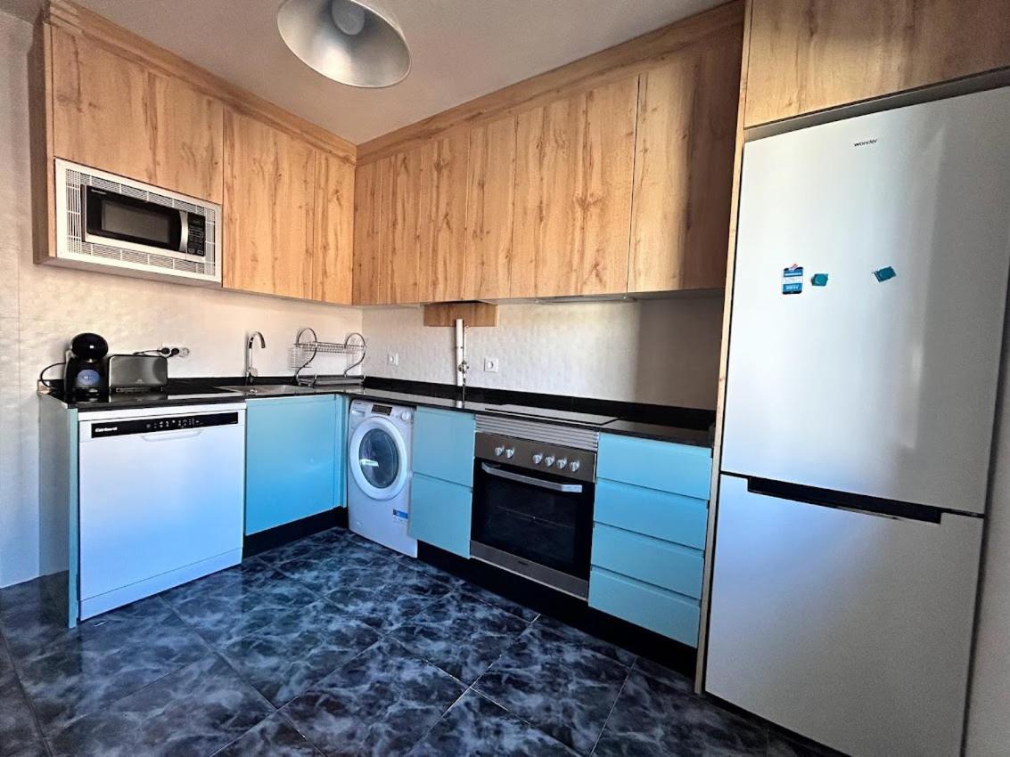 Ferienwohnung Nuevo Cerca Centro , Wifi Y Calefaccion Oviédo Exterior foto